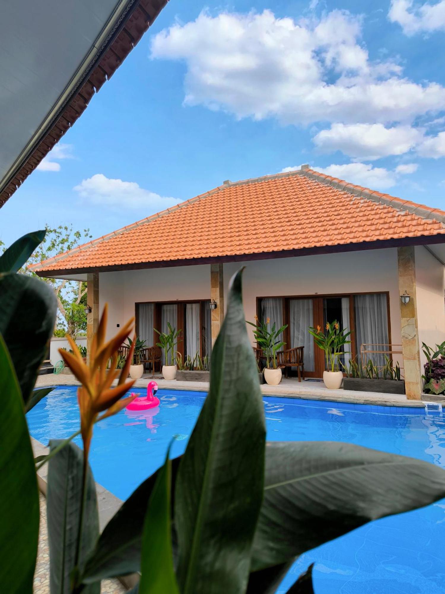 Surya Pandawa Homestay อูงาซัน ภายนอก รูปภาพ