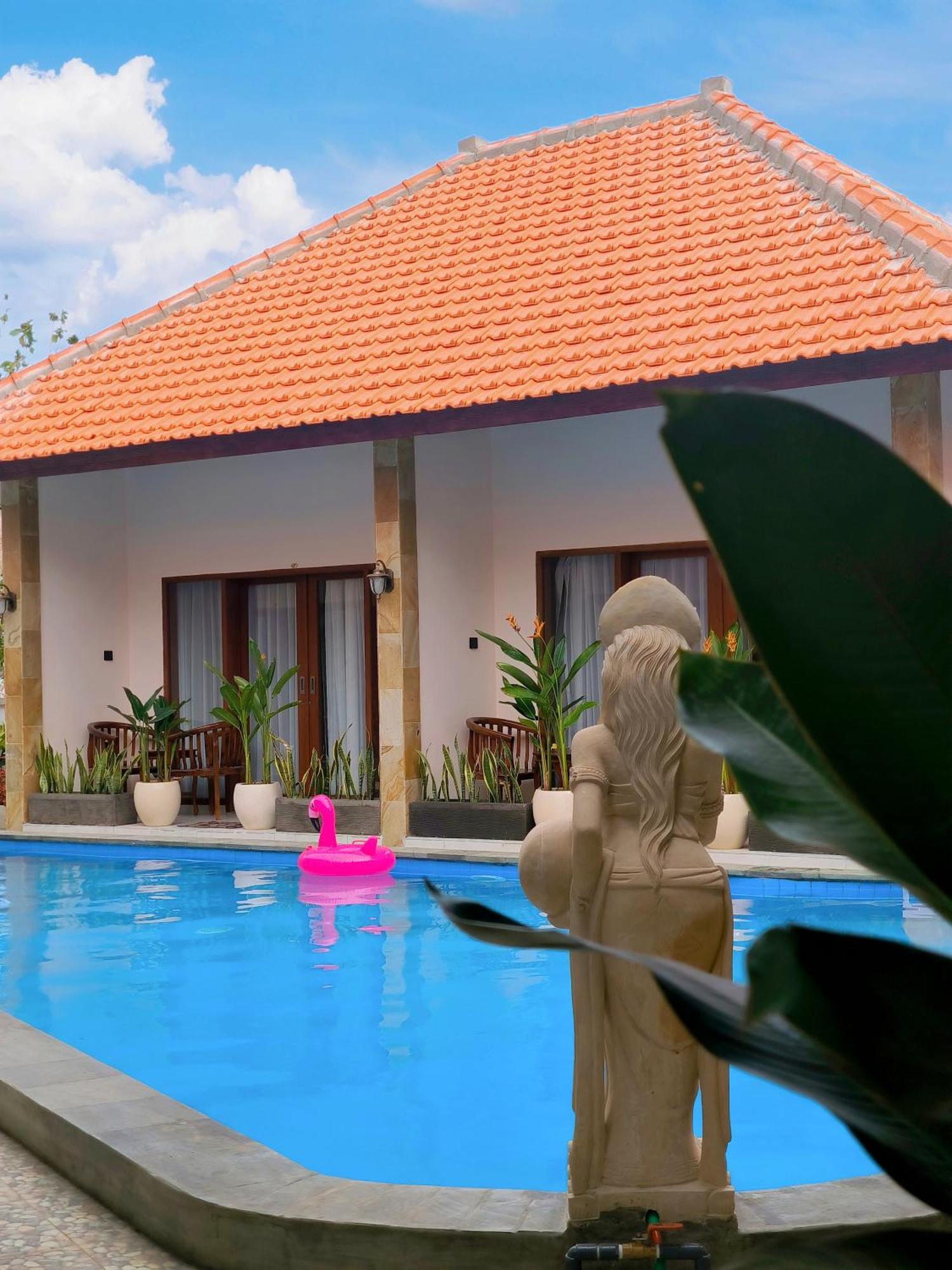 Surya Pandawa Homestay อูงาซัน ภายนอก รูปภาพ