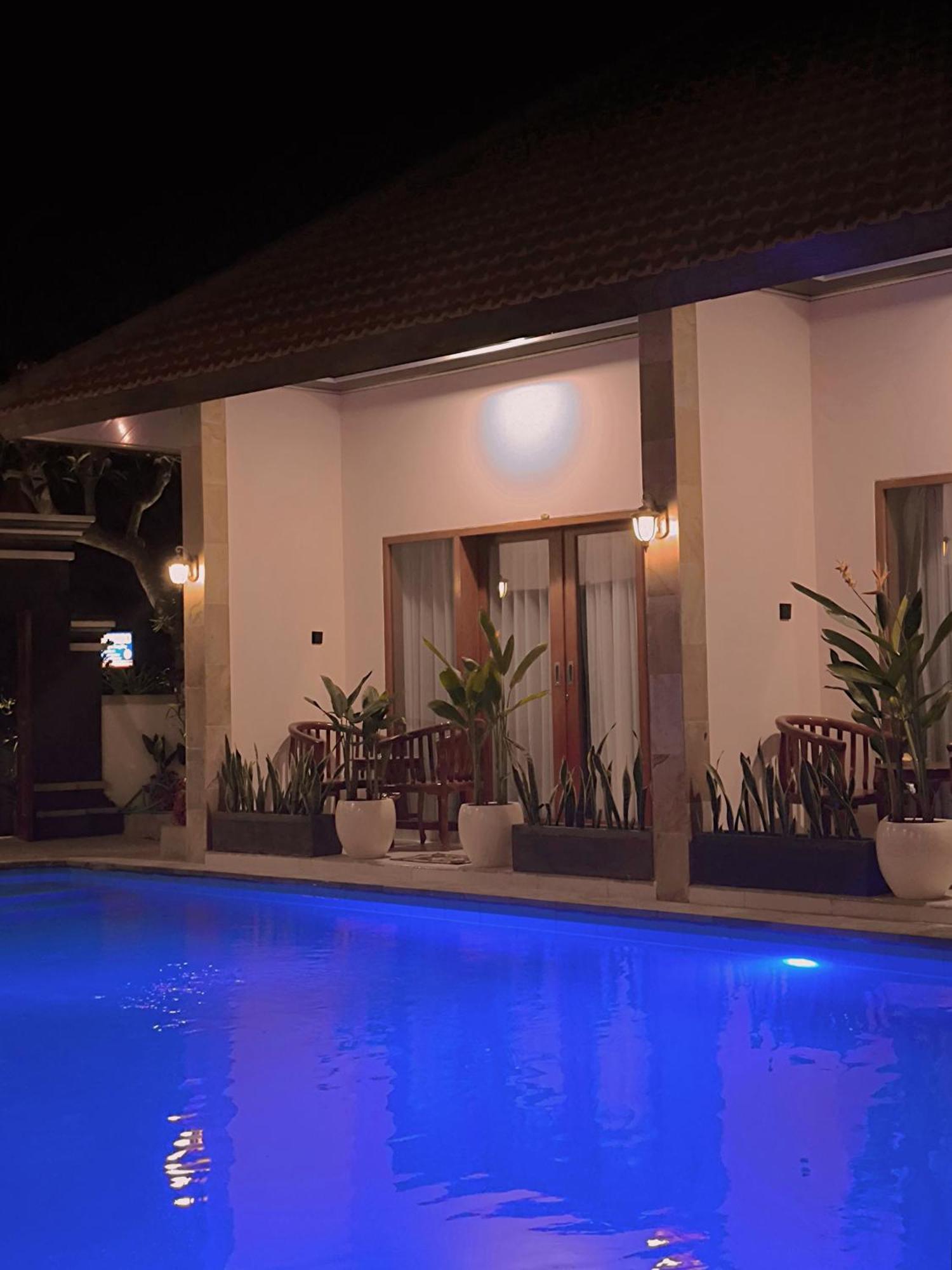 Surya Pandawa Homestay อูงาซัน ภายนอก รูปภาพ