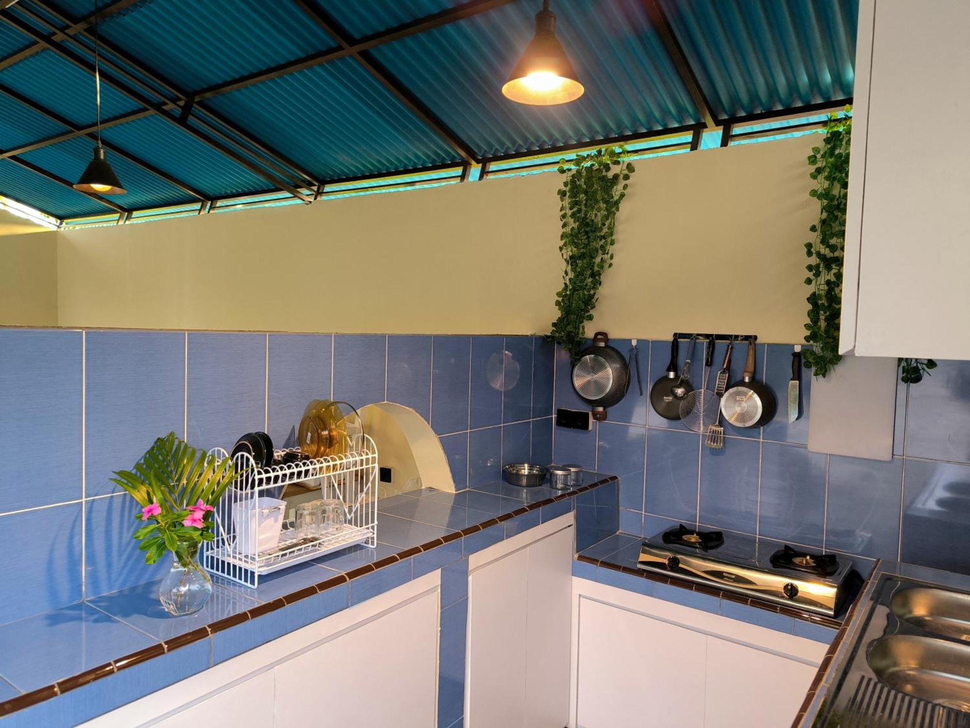 Surya Pandawa Homestay อูงาซัน ภายนอก รูปภาพ